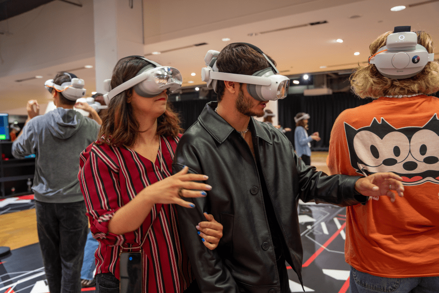 Persons with VR glasses in Hotel Dracula Experience